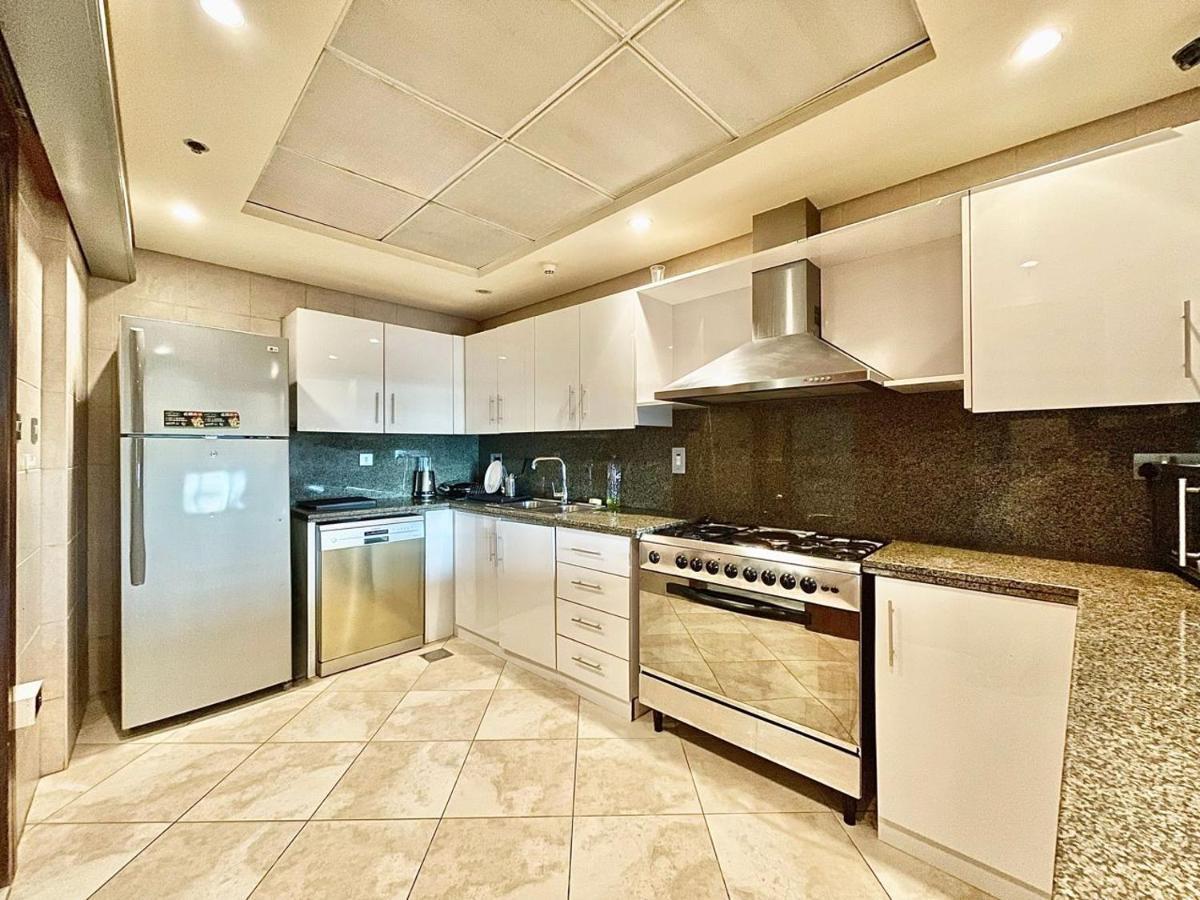 Ar Holiday Home Jbr Dubai Exterior photo