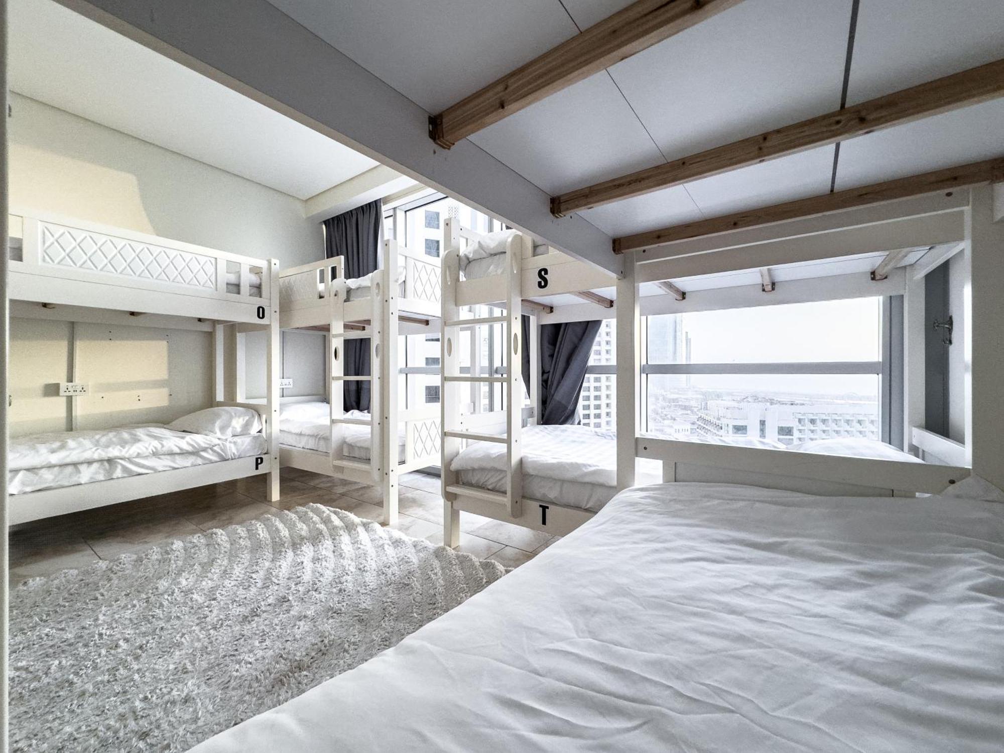 Ar Holiday Home Jbr Dubai Exterior photo